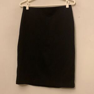Premise Studio straight short black skirt Size 6 NWT